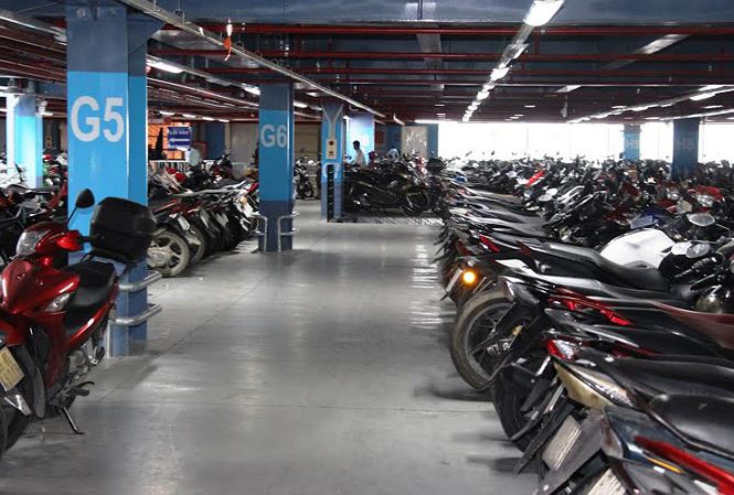 hệ thống bãi đỗ xe máy 2 tầng