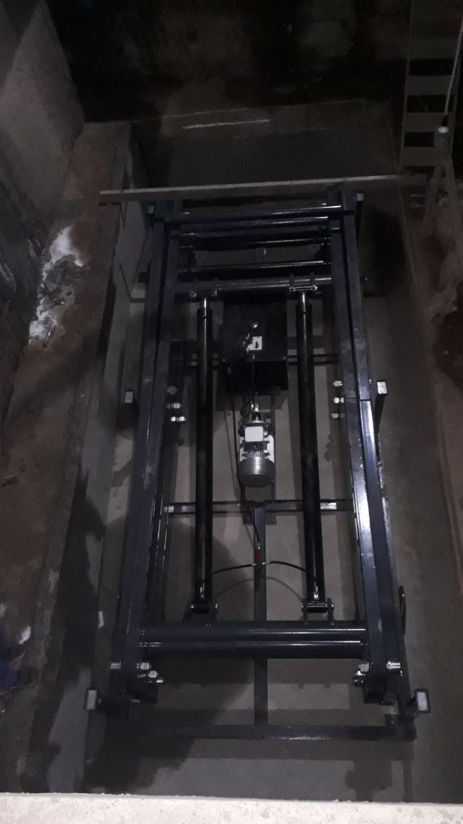 lắp đặt đỗ xe âm sàn